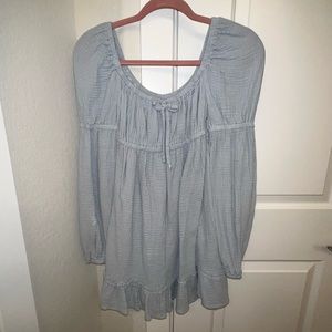 Blue puff sleeve dress